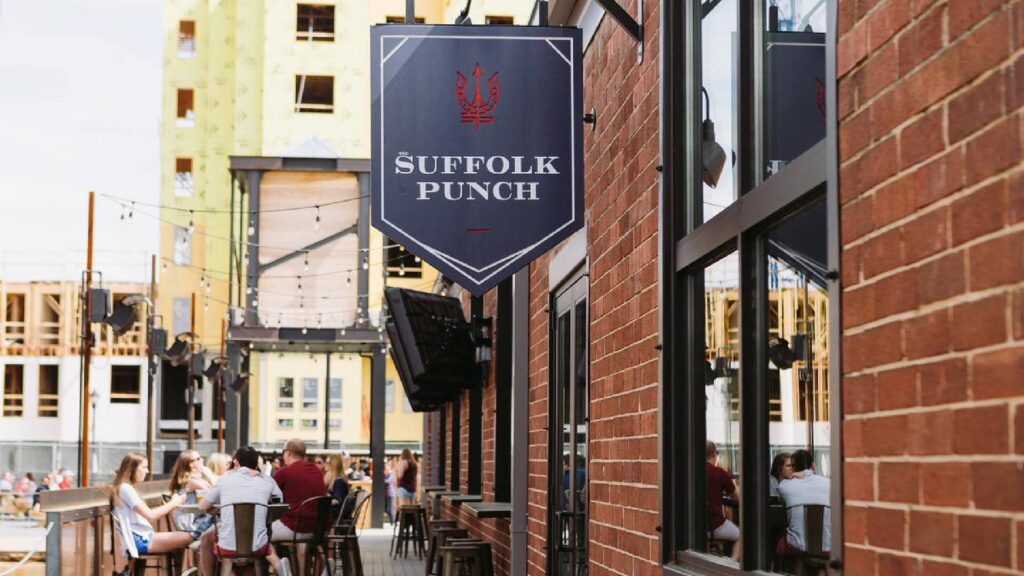 Breweries With Food in Charlotte-Suffolk Punch Brewing South End